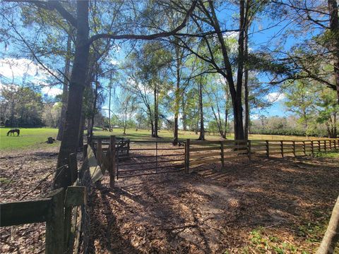 Tiny photo for 1600 SW 42nd Street, Ocala, FL 34471 (MLS # OM719627)