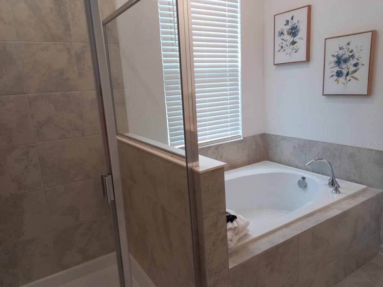 CHAMPIONSGATE CONDO 3 PH 20 - Residential Lease