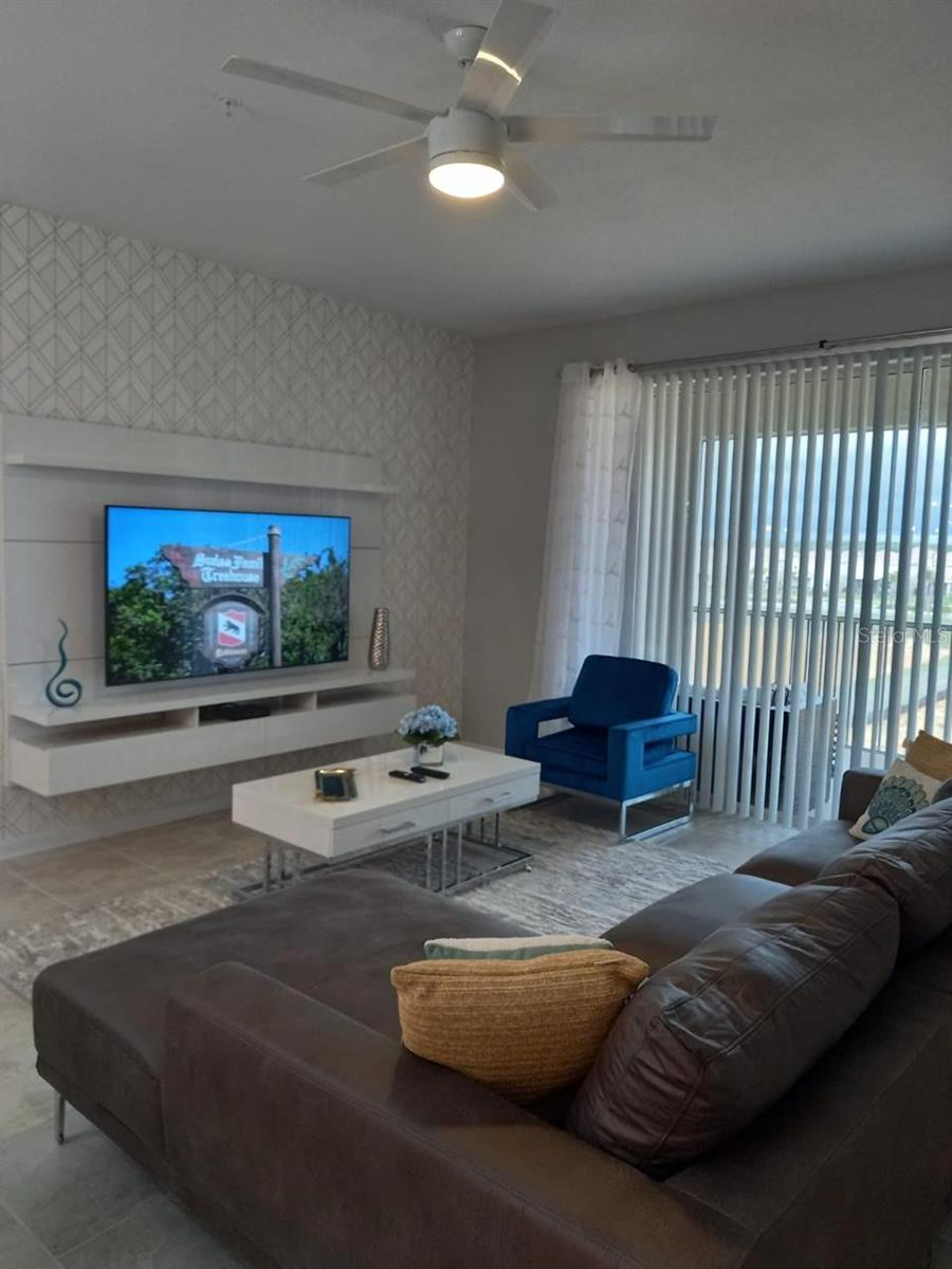 CHAMPIONSGATE CONDO 3 PH 20 - Residential Lease