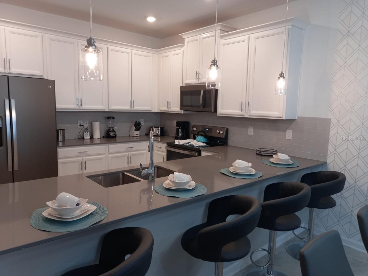 CHAMPIONSGATE CONDO 3 PH 20 - Residential Lease