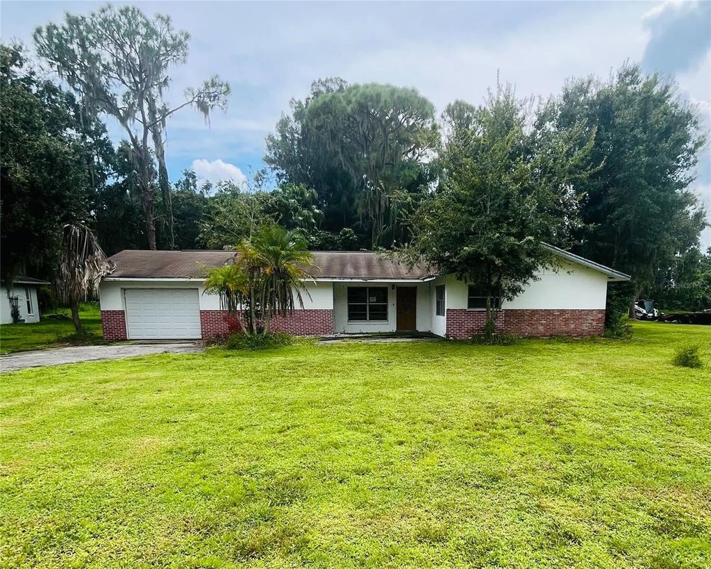 Photo of 6308 Sherman Terrace, Sebring, FL 33876 (MLS # TB8435134)