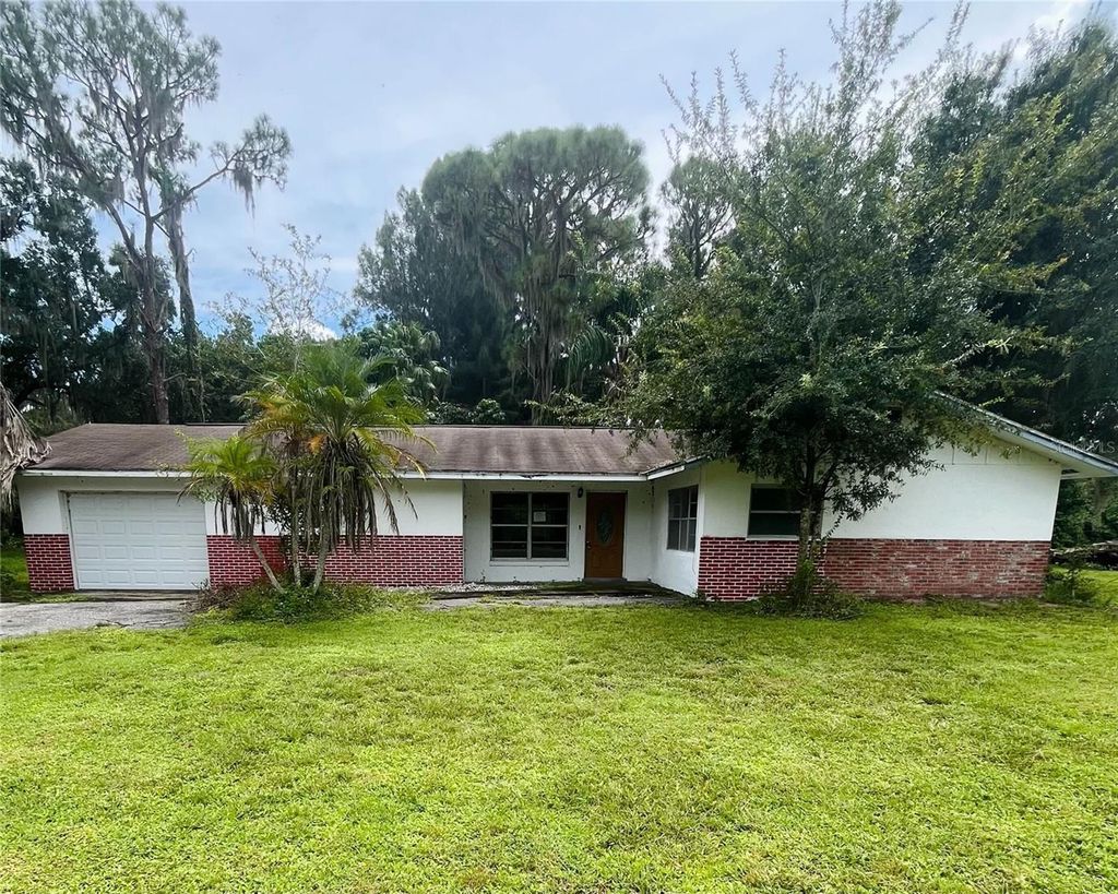 Photo of 6308 Sherman Terrace, Sebring, FL 33876 (MLS # TB8435134)