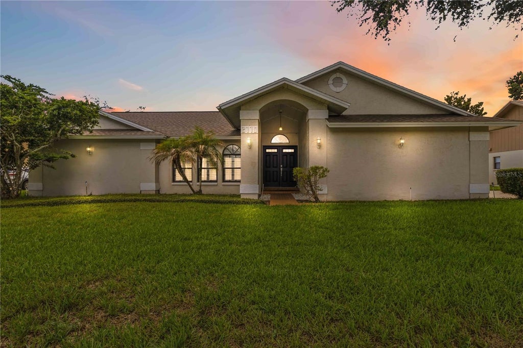 Photo of 2110 Laindale Place, Valrico, FL 33596 (MLS # TB8517425)