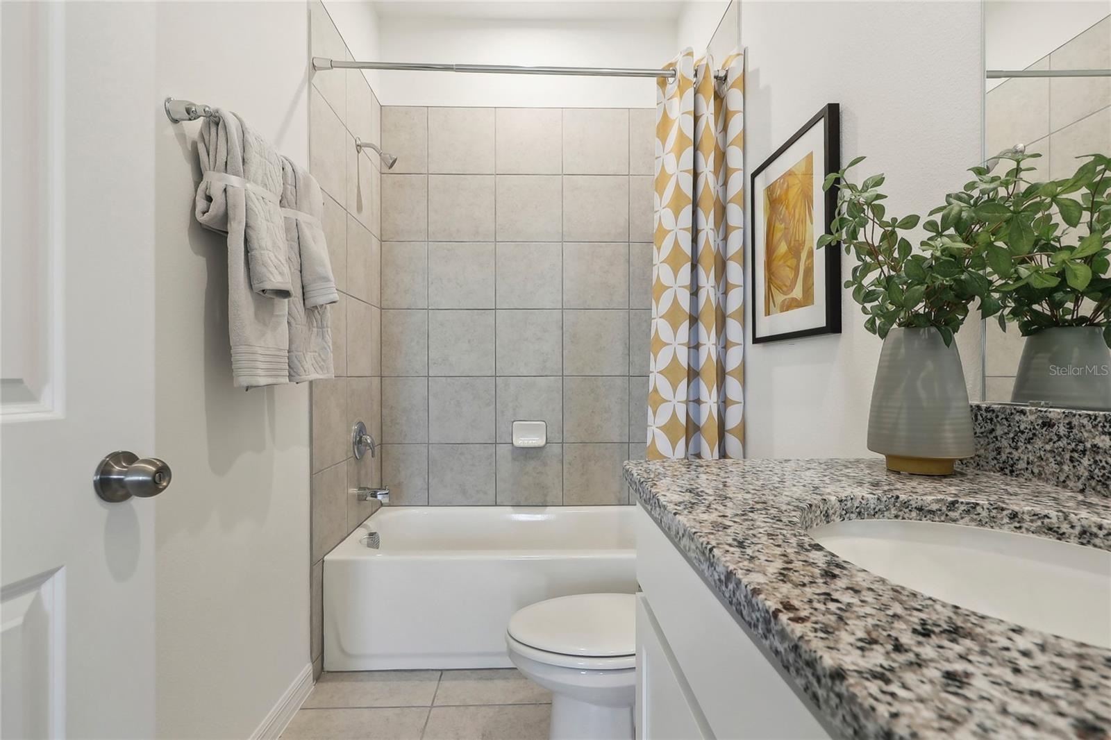 SUNSET LAKES ESTATES - Residential