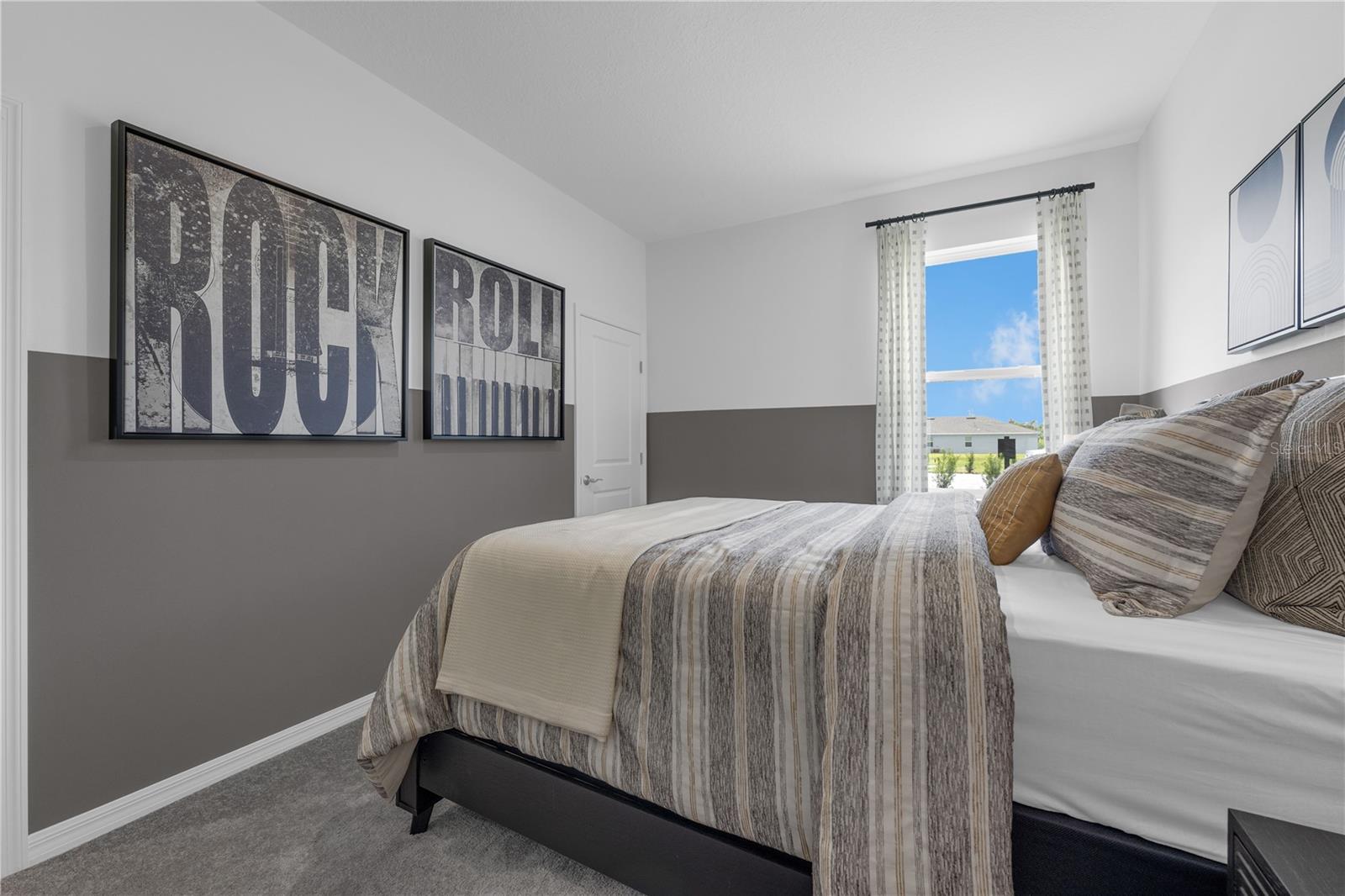 SUNSET LAKES ESTATES - Residential