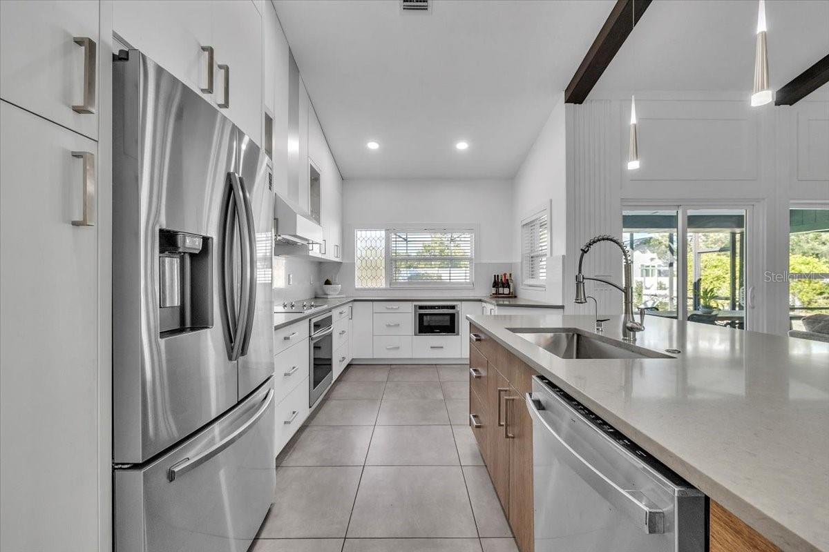 ELLENTON ACRES UNIT TWO - Residential