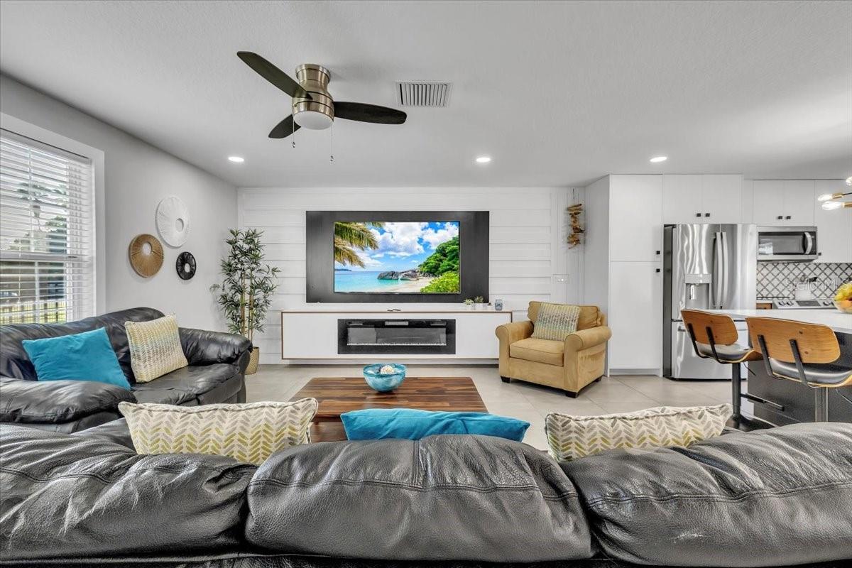 ELLENTON ACRES UNIT TWO - Residential