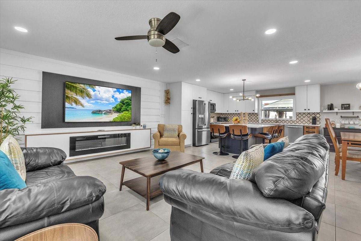 ELLENTON ACRES UNIT TWO - Residential