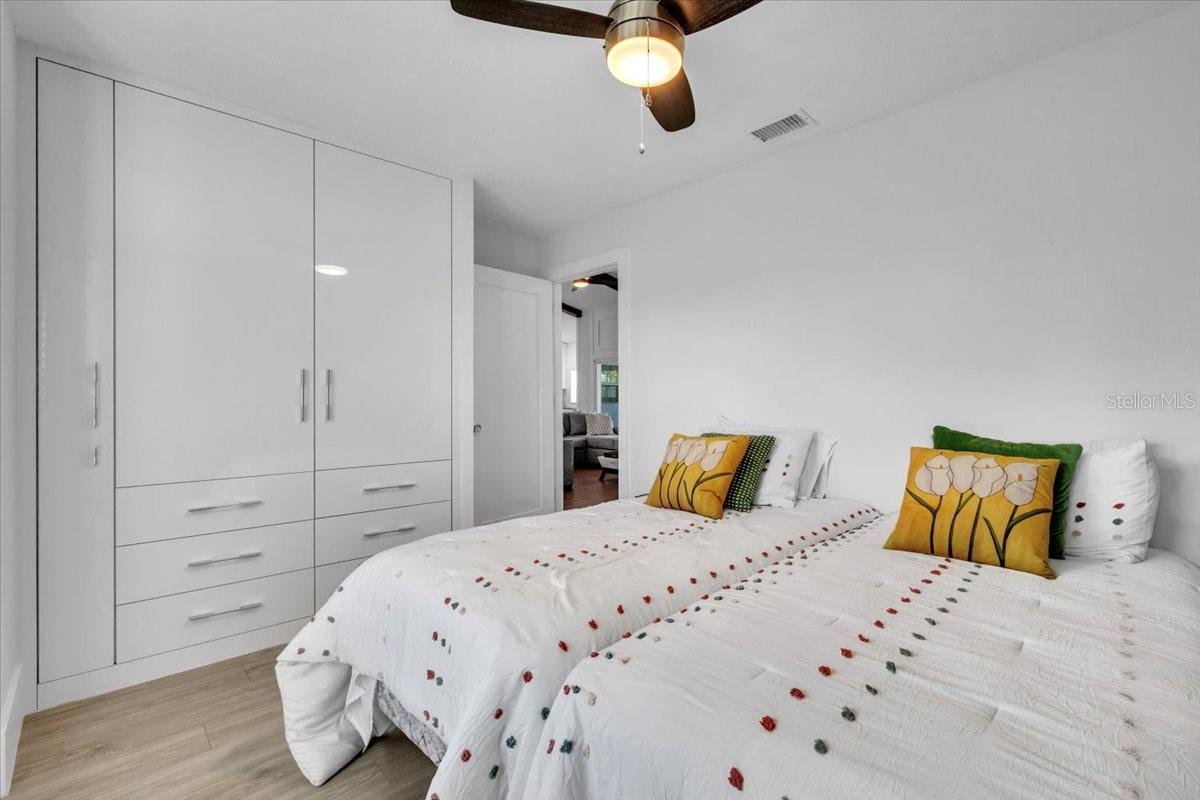 ELLENTON ACRES UNIT TWO - Residential