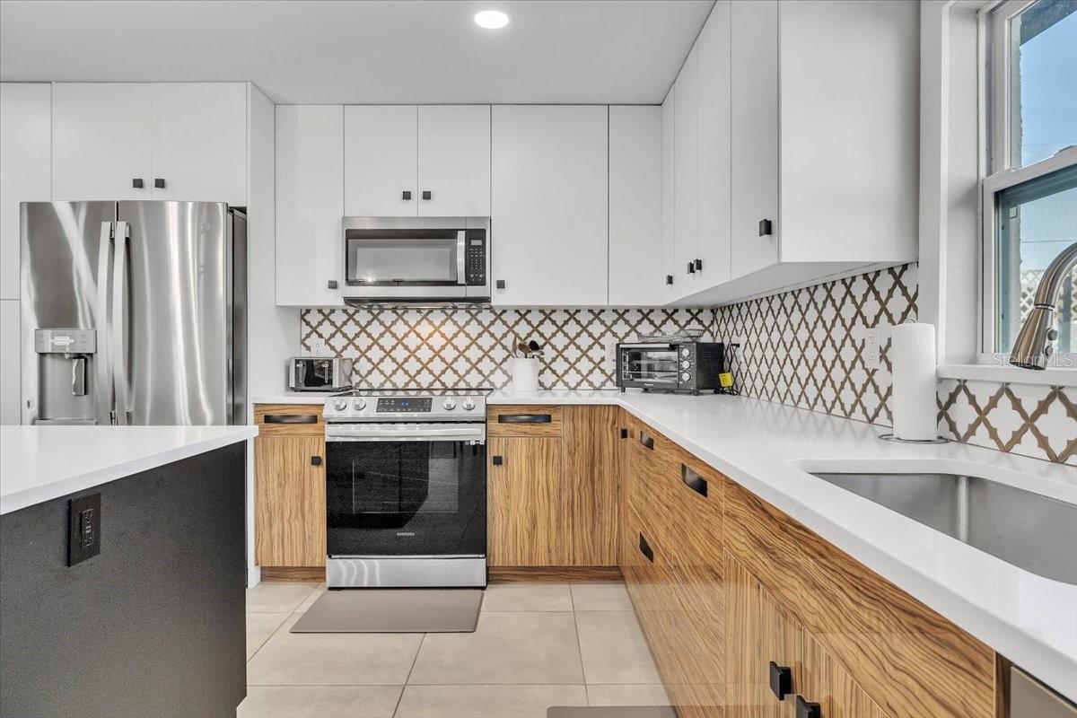 ELLENTON ACRES UNIT TWO - Residential