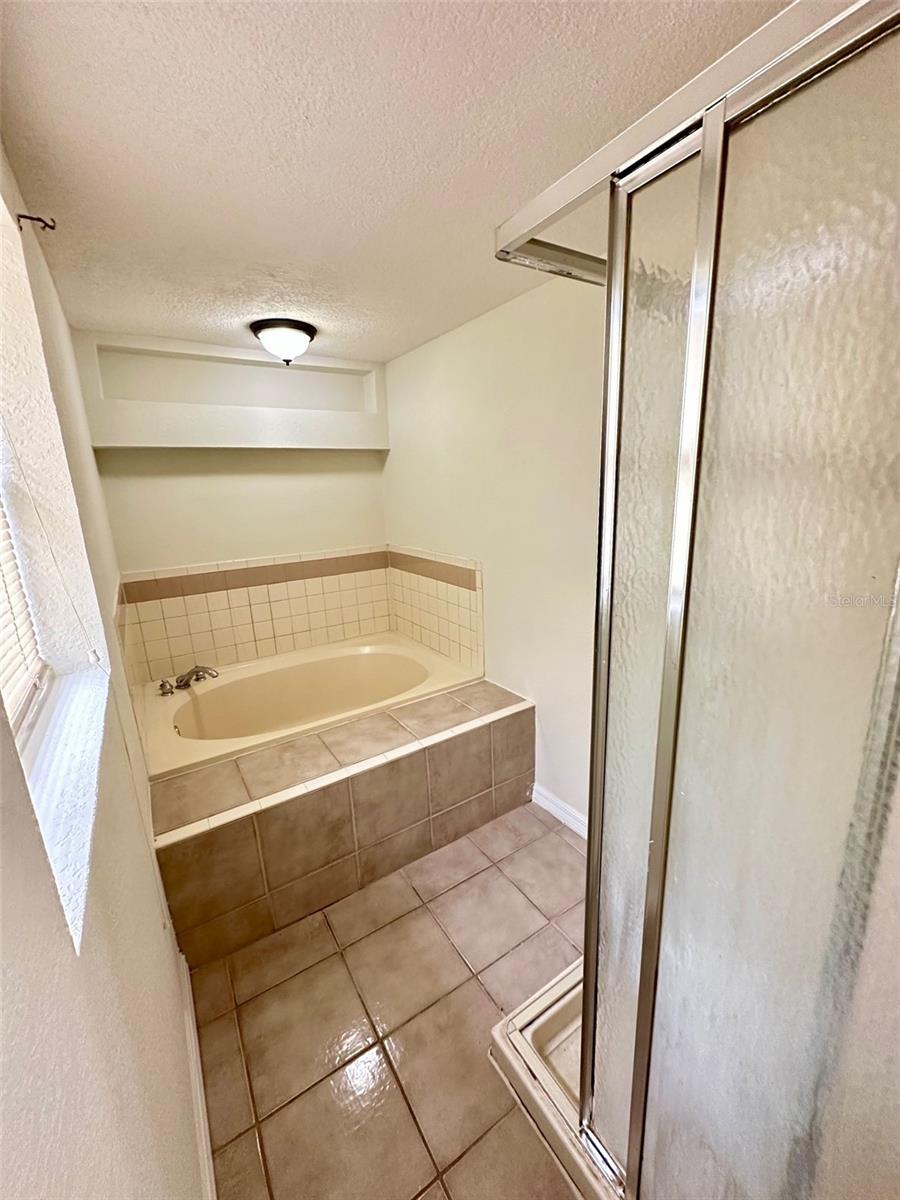 MEDALLION ESTATES - Residential Lease