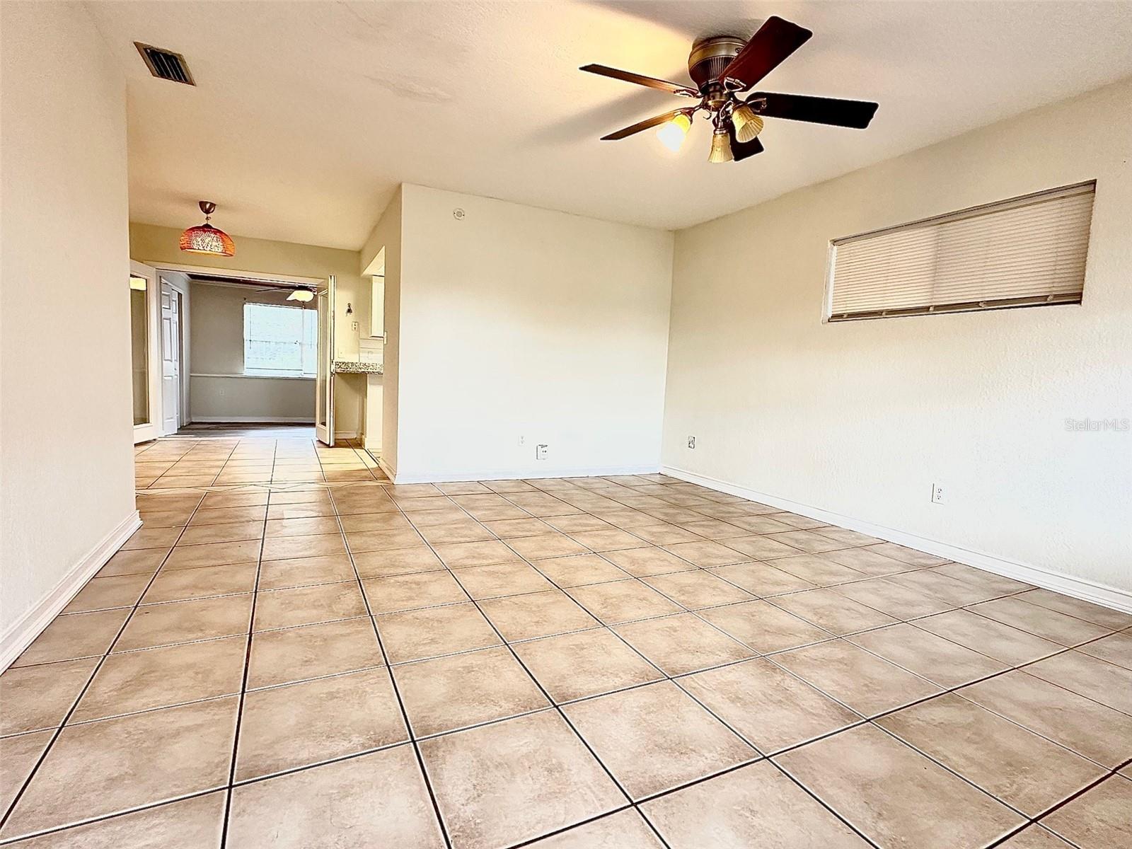 MEDALLION ESTATES - Residential Lease