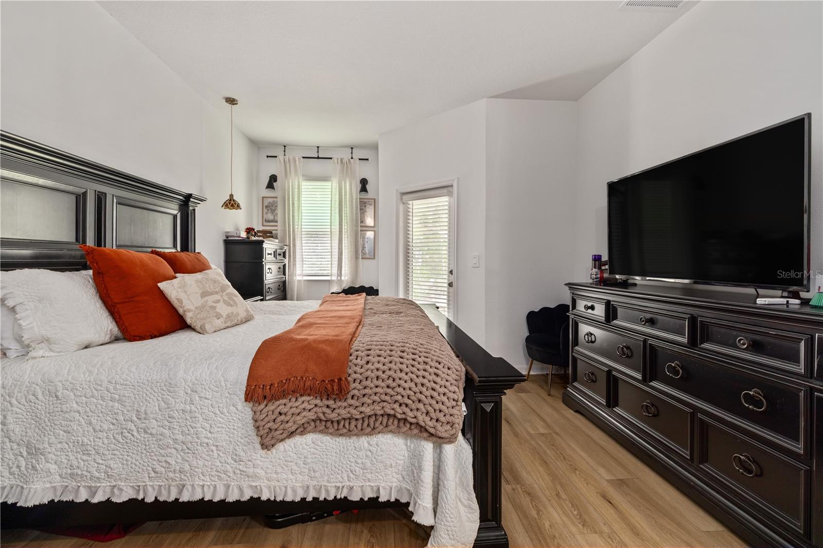 MIRADA PCL 8D - Residential Lease