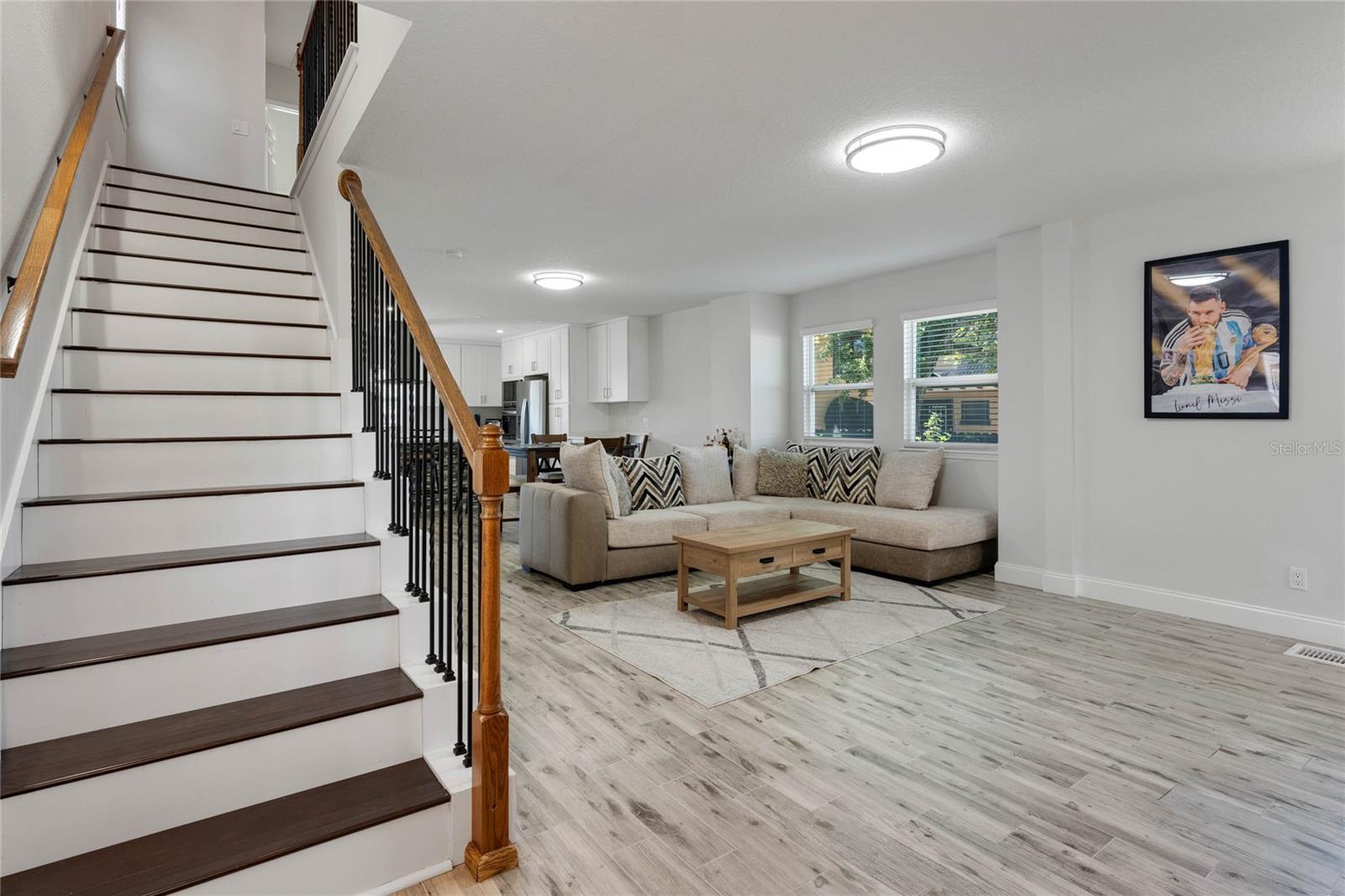 112 E CONCORD STREET