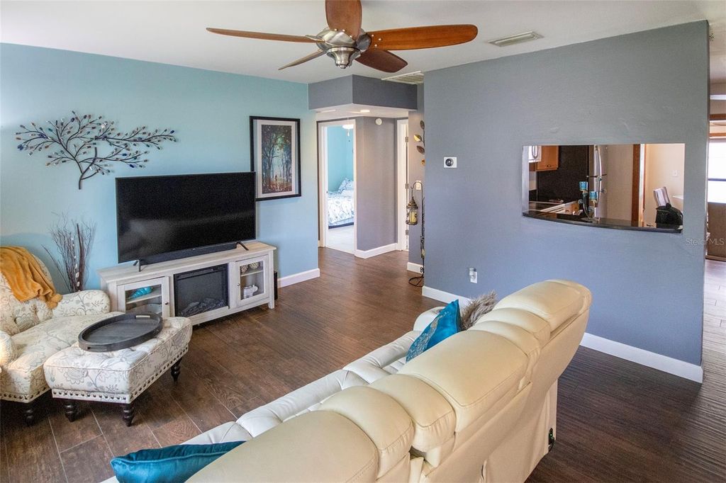 Photo of 1725 Bradshaw Lane N, St Petersburg, FL 33710 (MLS # TB8448917)