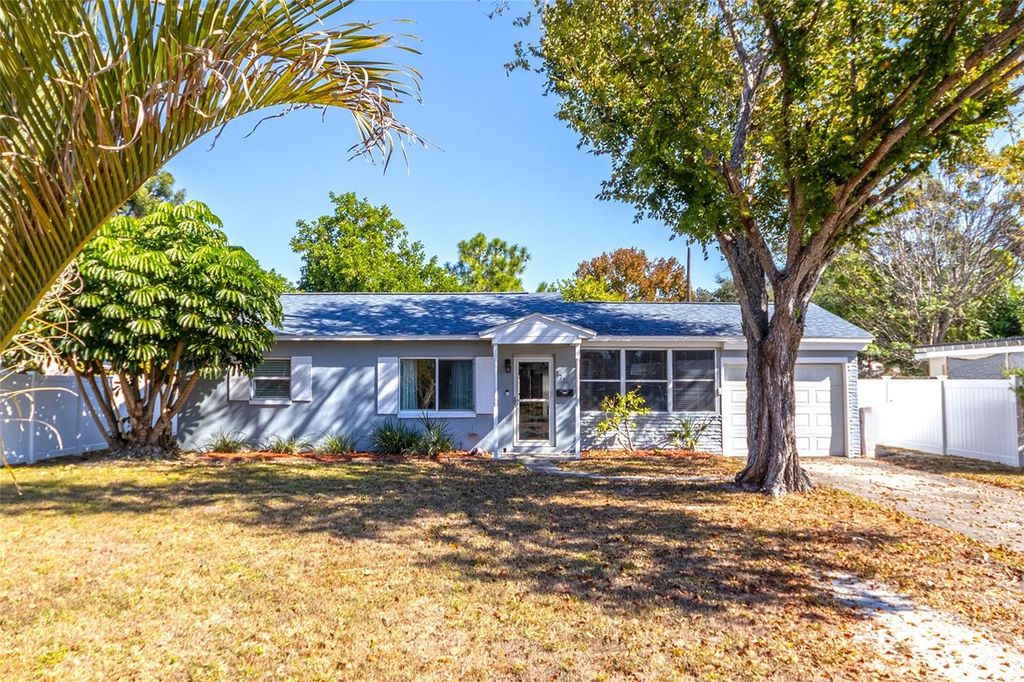 Photo of 1725 Bradshaw Lane N, St Petersburg, FL 33710 (MLS # TB8448917)