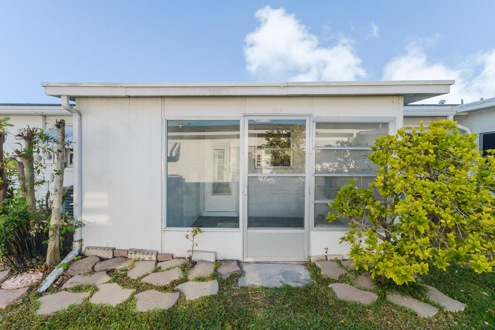 SPRINGWOOD VILLAS - Residential