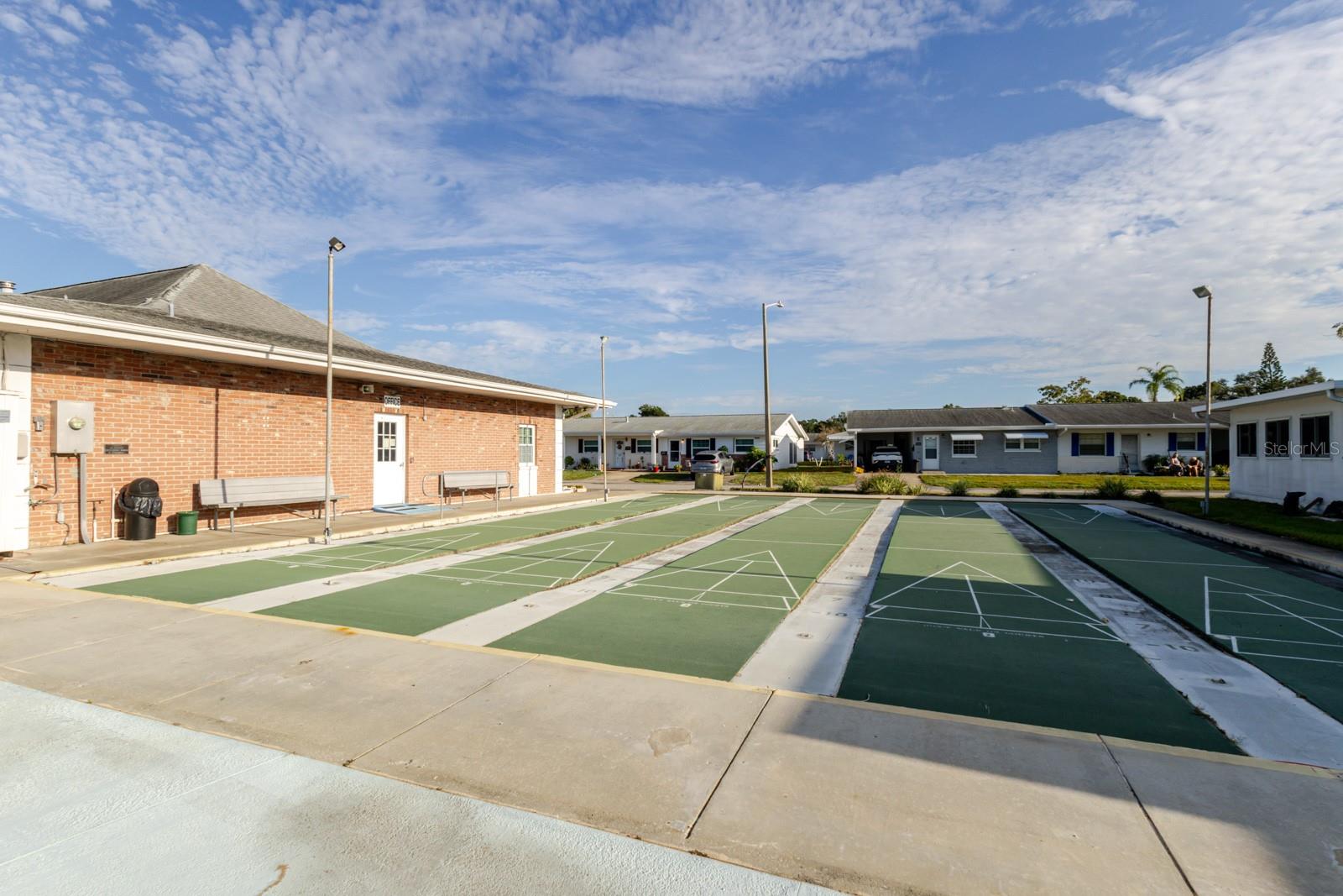 SPRINGWOOD VILLAS - Residential