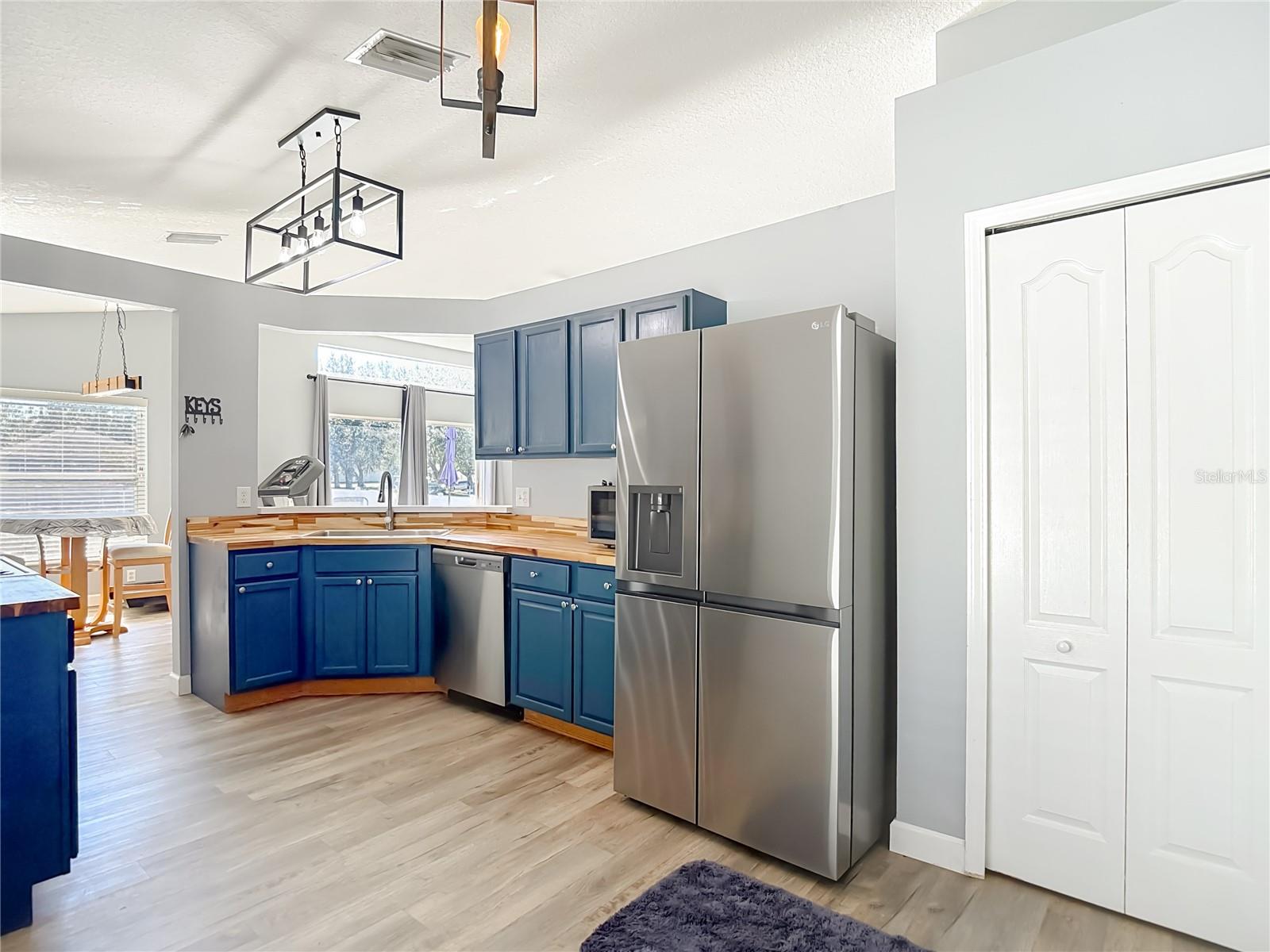 SOUTH POINTE PH 7 - Residential