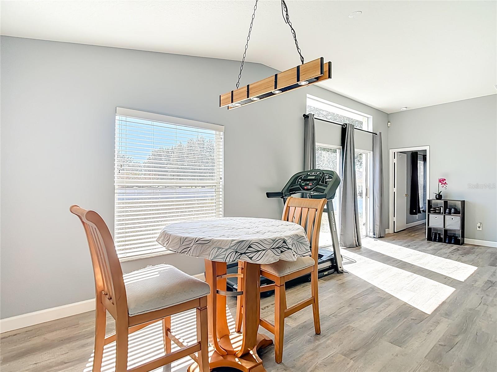 SOUTH POINTE PH 7 - Residential