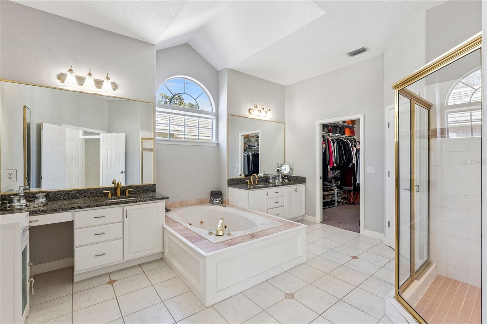 BRENTWOOD CLUB PH 01 - Residential