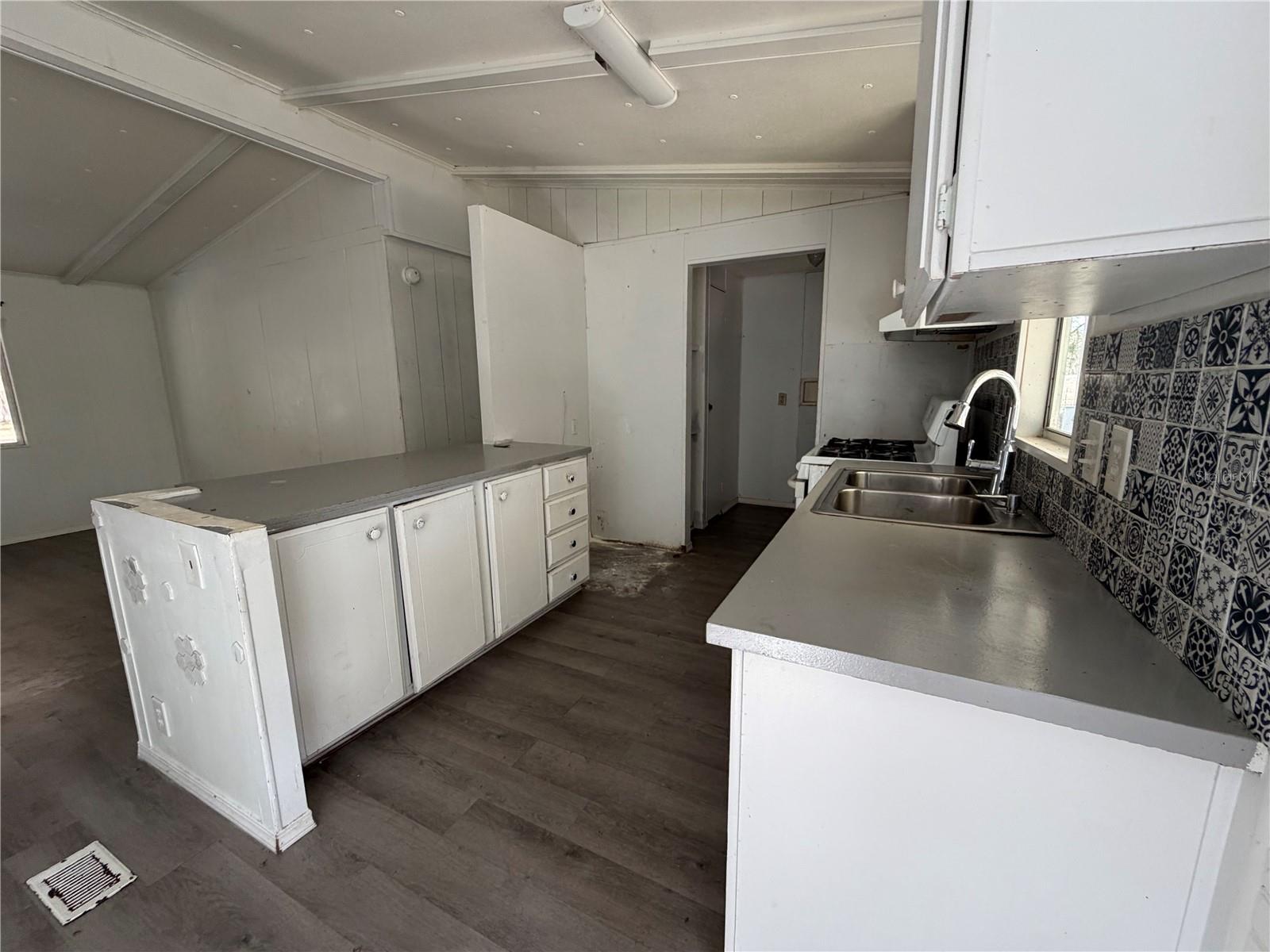 REEVES - Residential