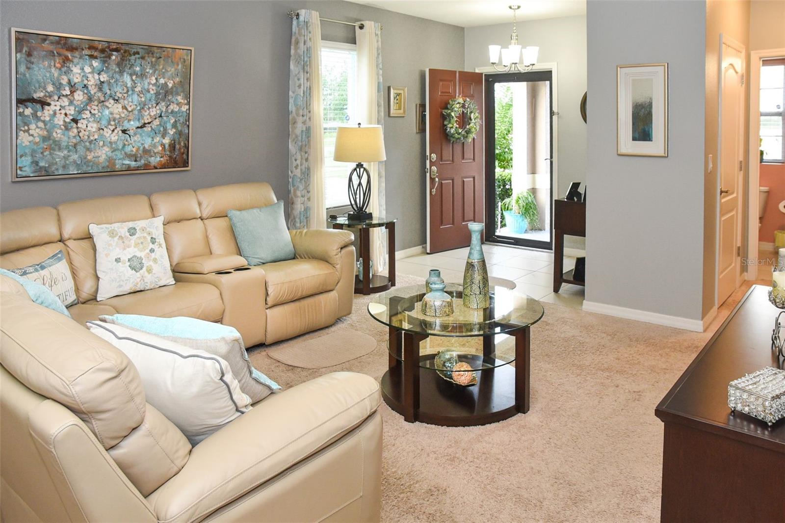 Casas a venda 2 - Jen Dantas 4800 RIVERWALK DRIVE