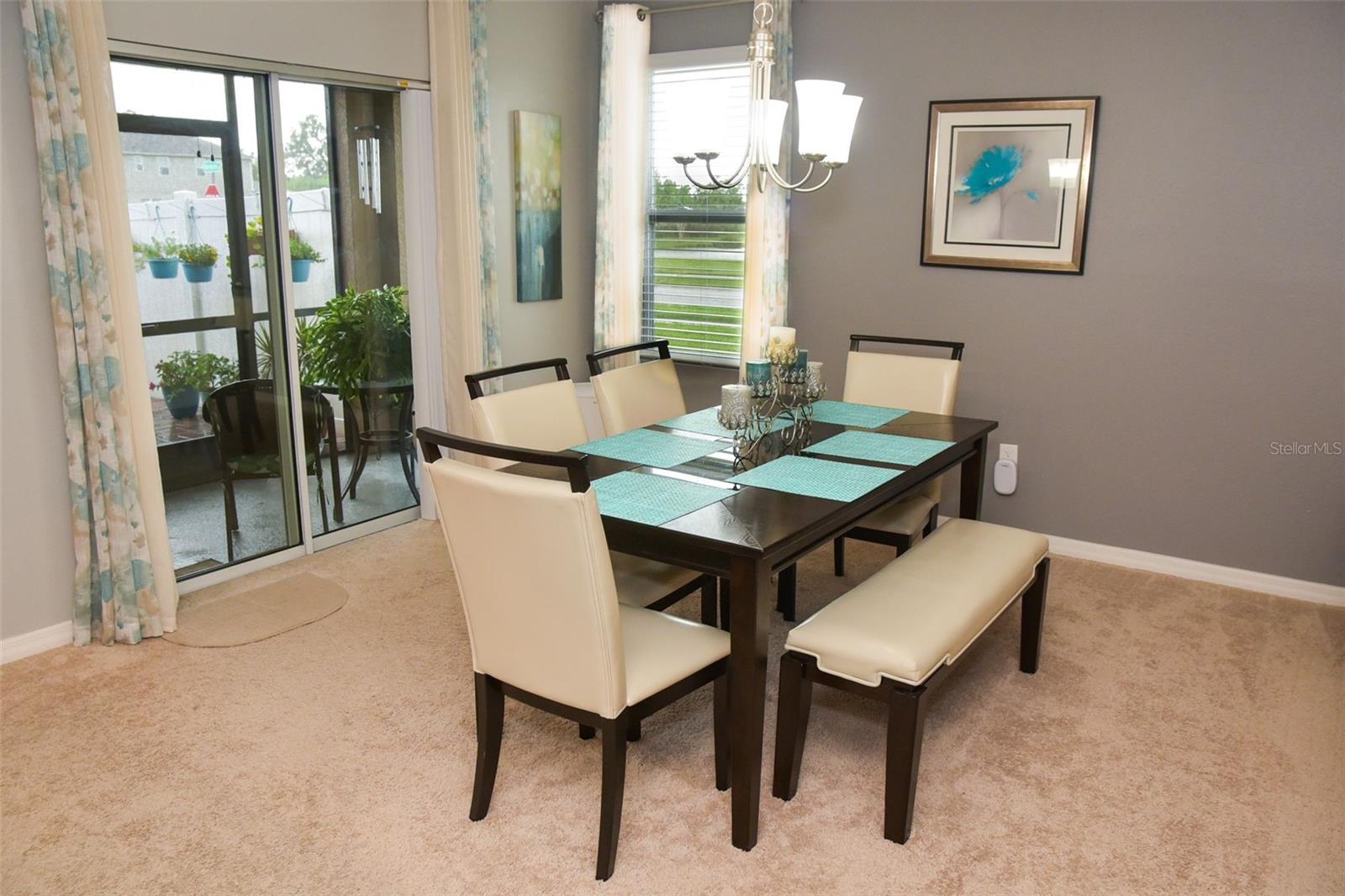 Casas a venda 3 - Jen Dantas 4800 RIVERWALK DRIVE