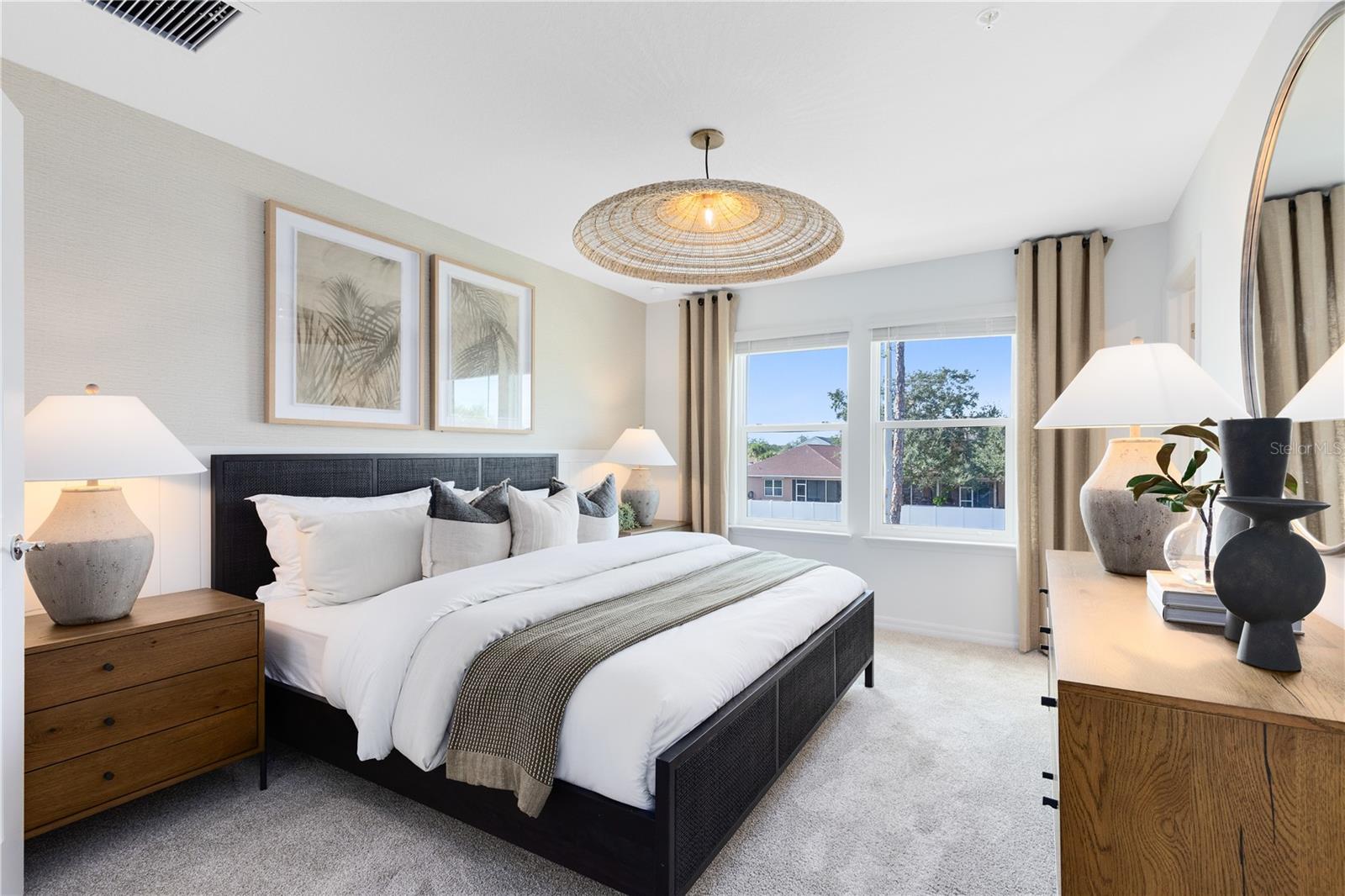 HARBOR SQUARE - Residential