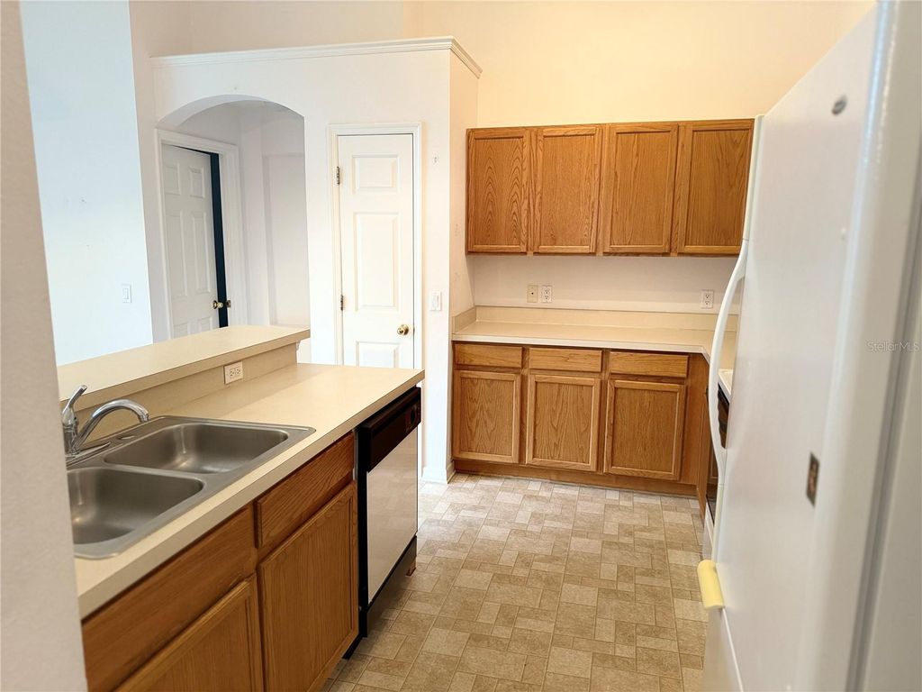 Photo of 7004 Jamestown Manor Drive, Riverview, FL 33578 (MLS # TB8424632)