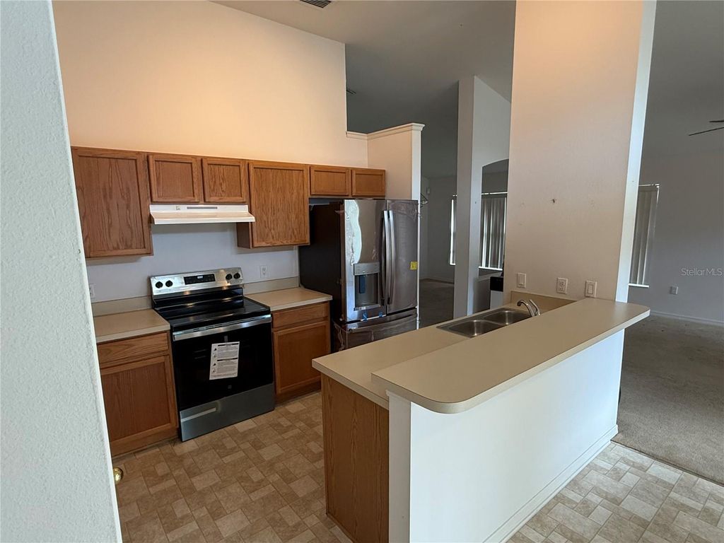 Photo of 7004 Jamestown Manor Drive, Riverview, FL 33578 (MLS # TB8424632)