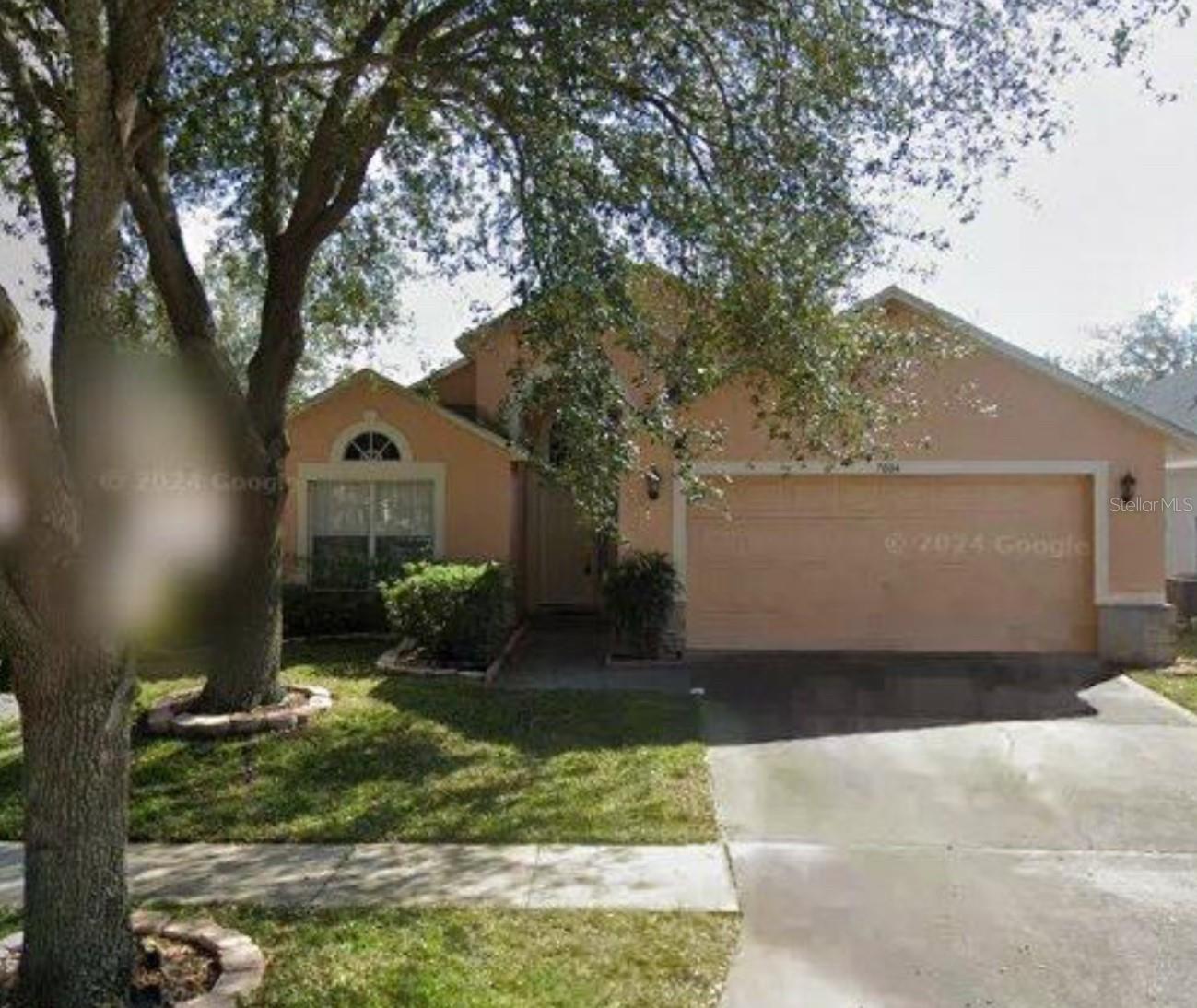 Discover a spacious and inviting home in one of the area’s most coveted communities, where comfort and style meet effortlessly. Sunlight fills the home with vaulted ceilings. large bedrooms, while the master features garden tub, walk in closet. Inside laundry room add convenience to everyday living. Screened lanai, fenced yard.
Recent updates include a new roof and water heater in 2025, a new A/C in 2022, and the seller is offering a $10,000 credit for flooring and custom upgrades, giving you the opportunity to make this home truly your own.
This resort-stylecommunity offers, Huge pool, relaxing spa, and kiddie pool delights the little ones. Sports enthusiasts will love the tennis, pickleball, basketball, and volleyball courts, as well as the soccer field and baseball diamond. Stroll along scenic walking trails, fish, kayak, or paddleboard from the brand-new community docks, and host gatherings in the elegant clubhouse.