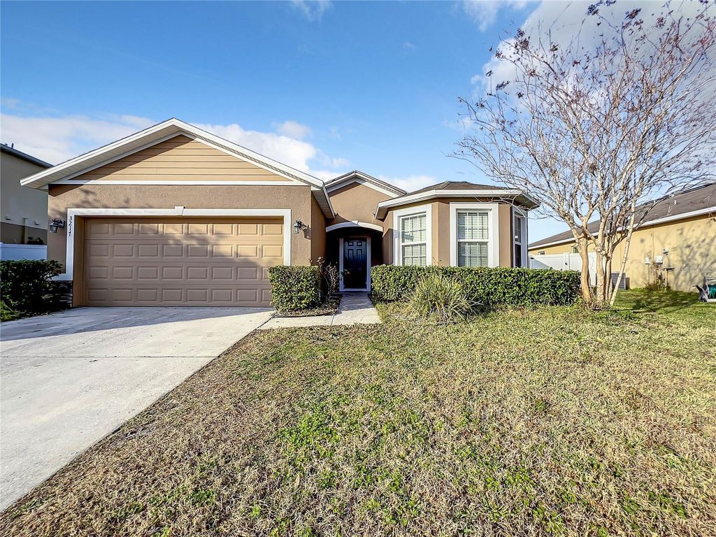 Photo of 3217 Queen Alexandria Drive, Kissimmee, FL 34744 (MLS # S5136403)