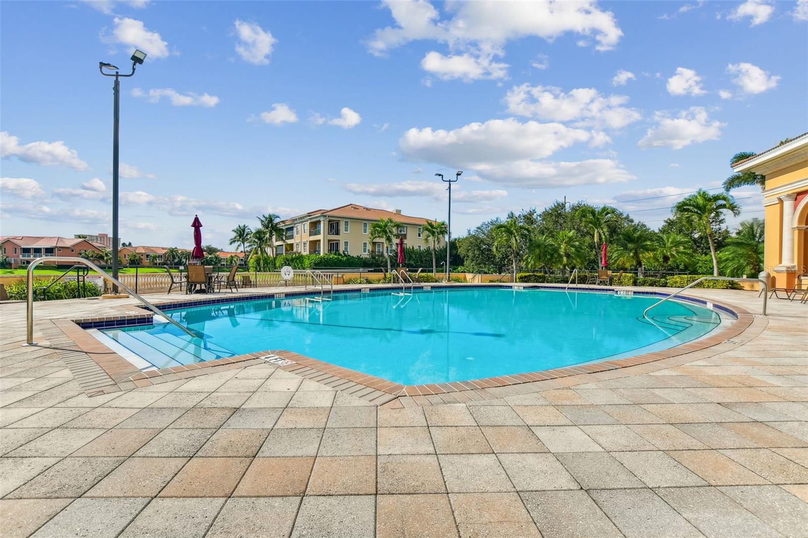 COLLEGE LANDINGS REP - Residential