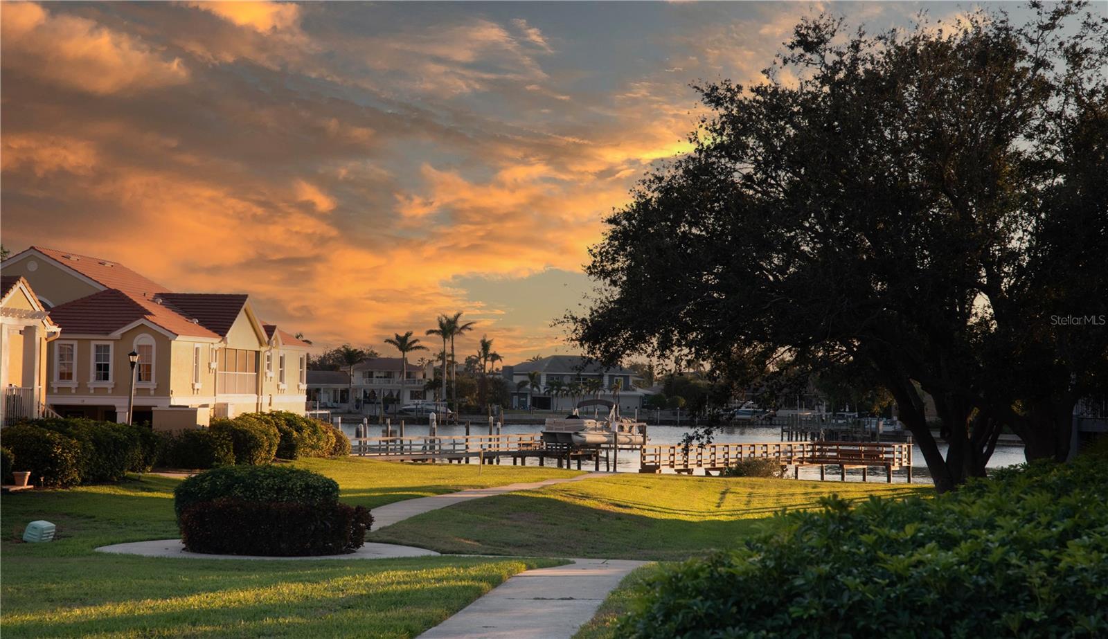 COLLEGE LANDINGS REP - Residential