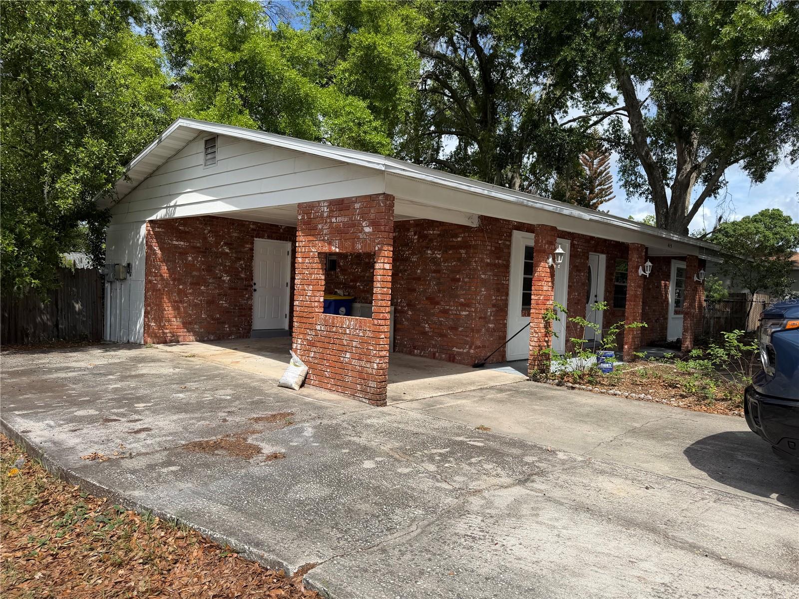 EAGLE TERRACE - Residential