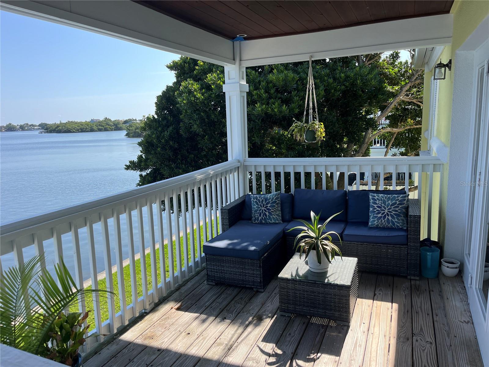 205 POMPANO DRIVE SE D