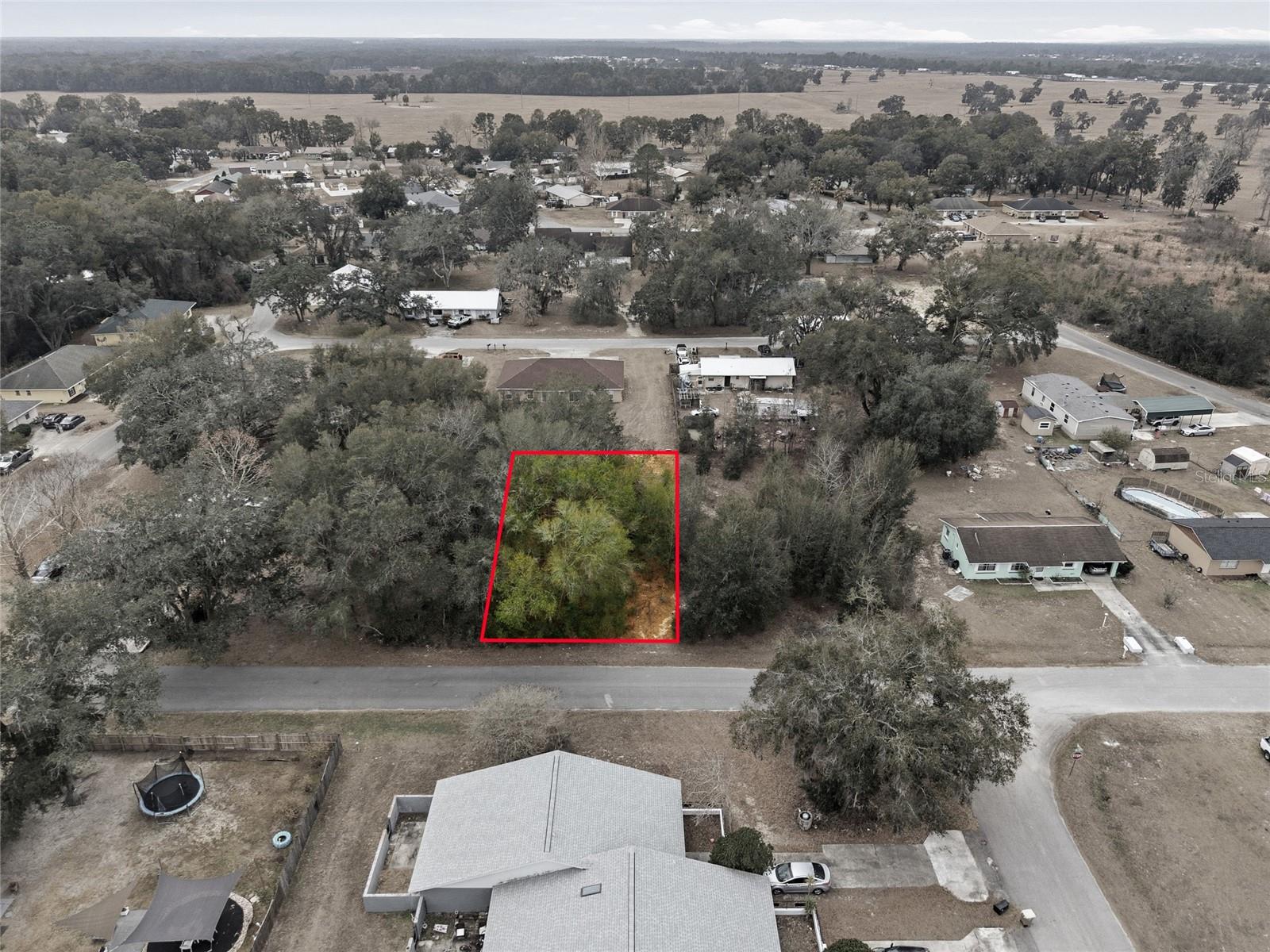 LEIGHTON ESTATES - Land