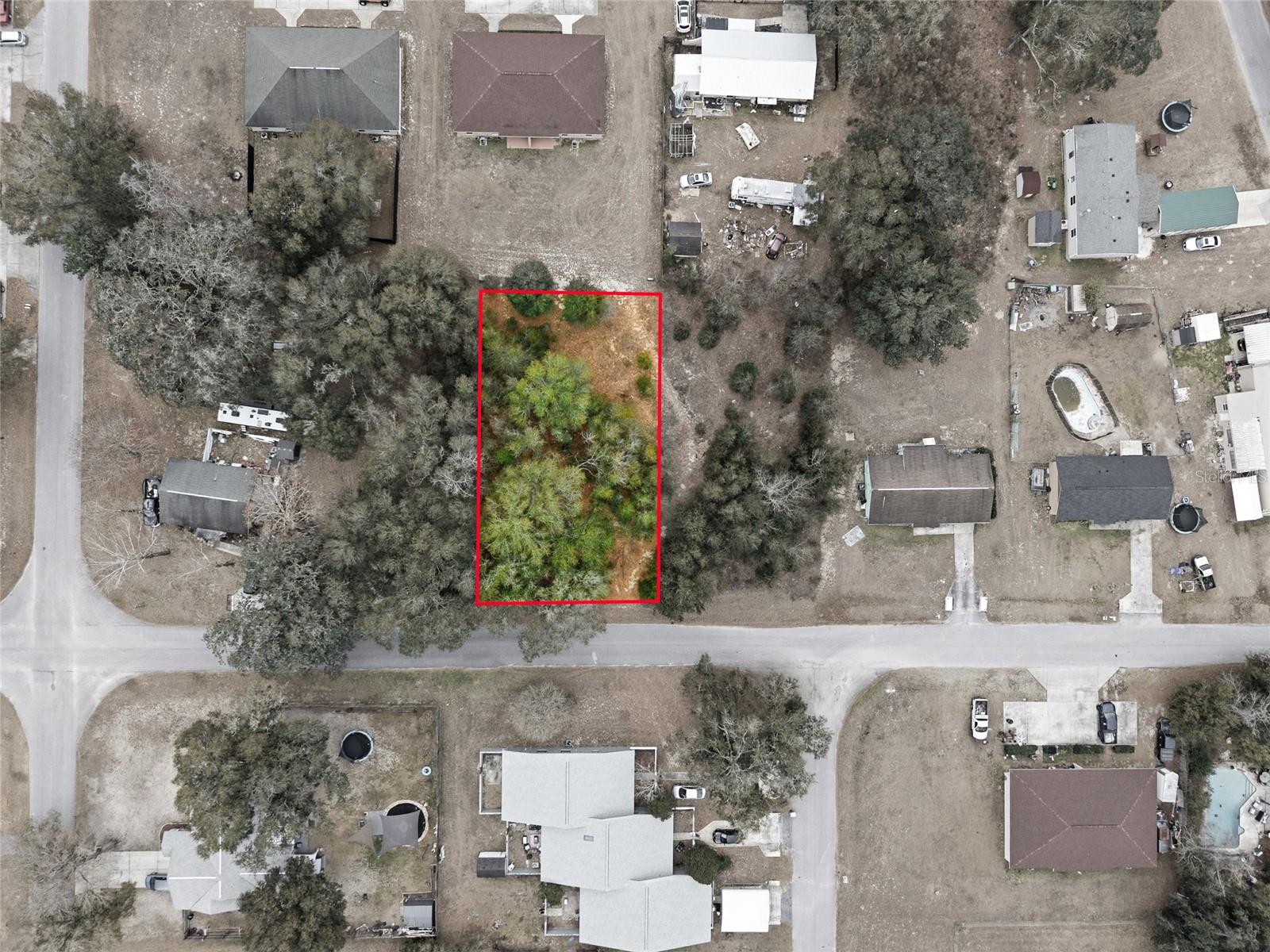 LEIGHTON ESTATES - Land