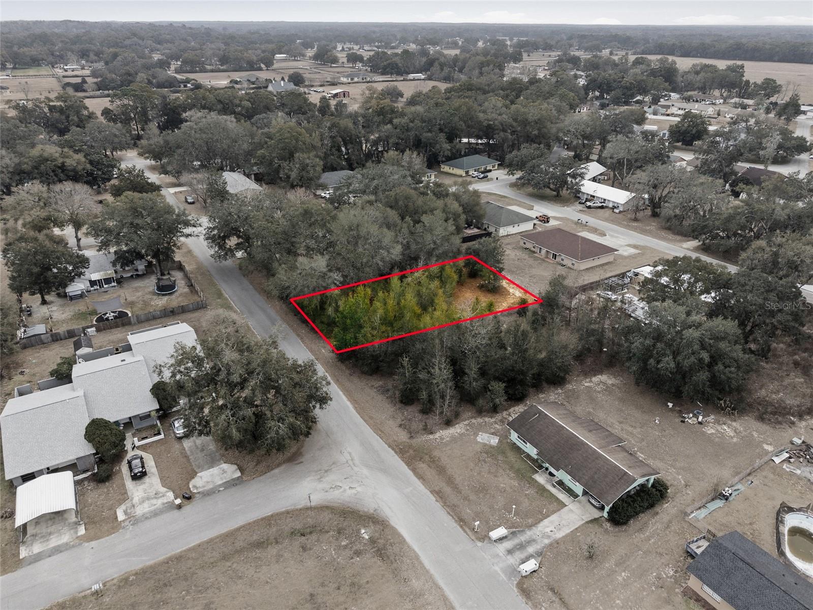 LEIGHTON ESTATES - Land