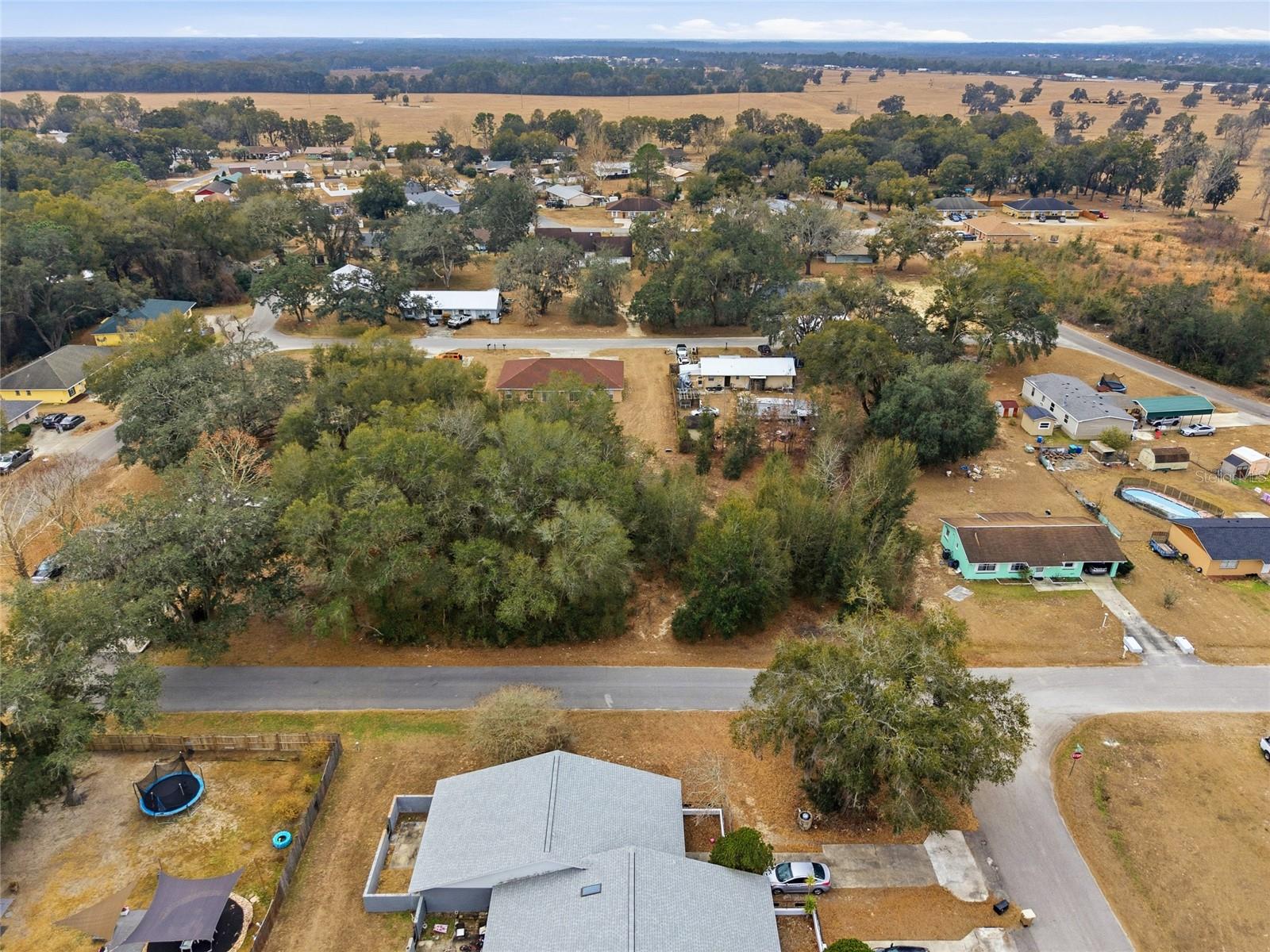 LEIGHTON ESTATES - Land