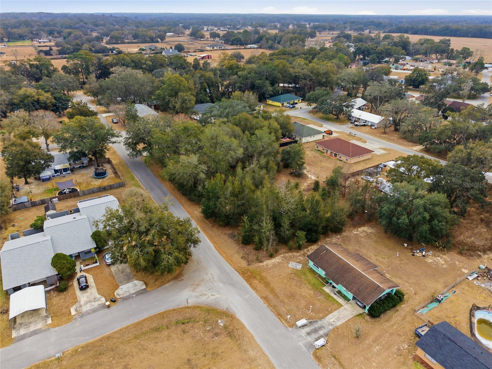 LEIGHTON ESTATES - Land