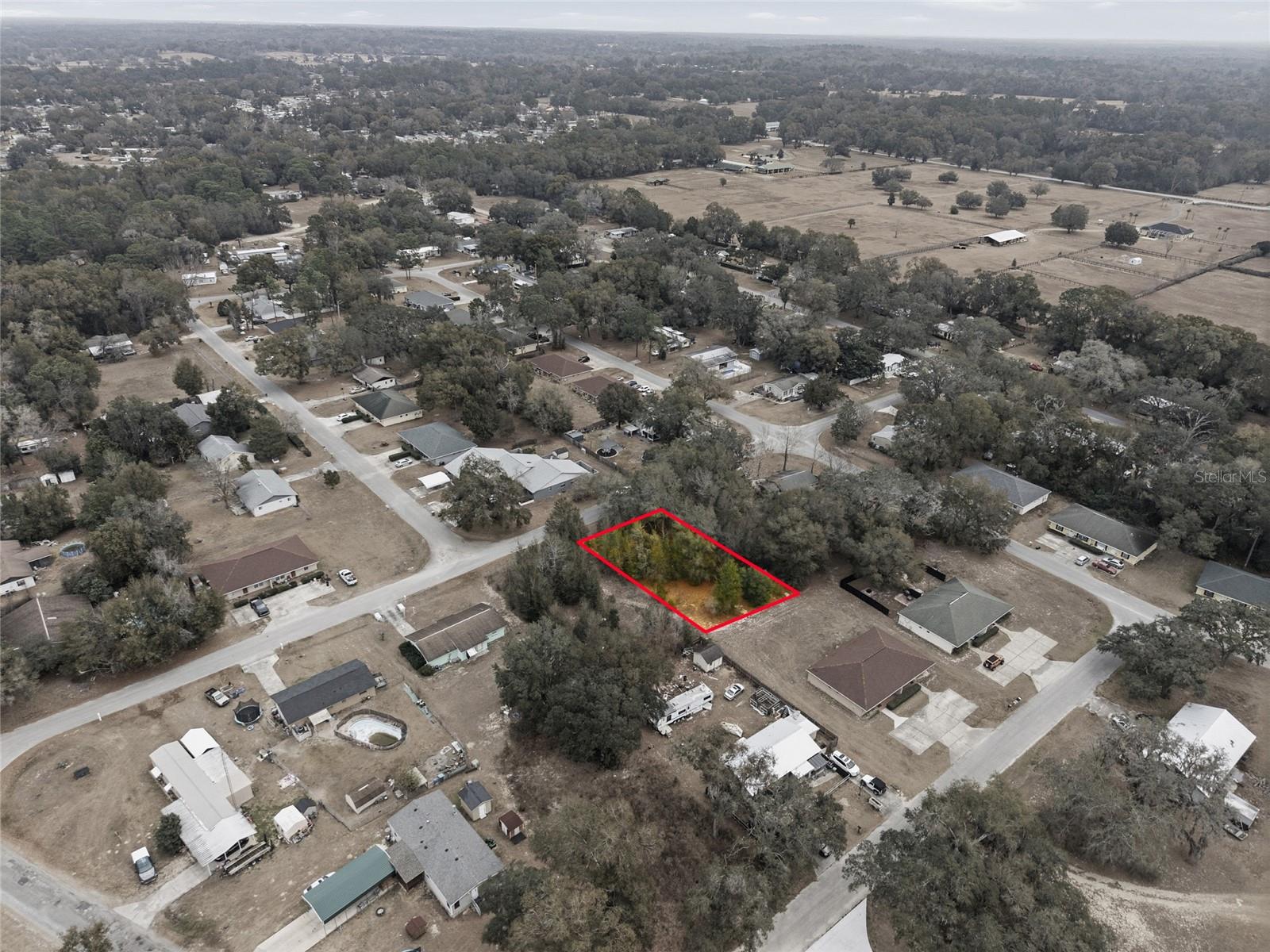 LEIGHTON ESTATES - Land