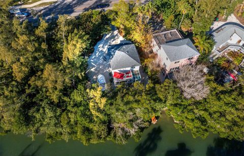 A home in LONGBOAT KEY