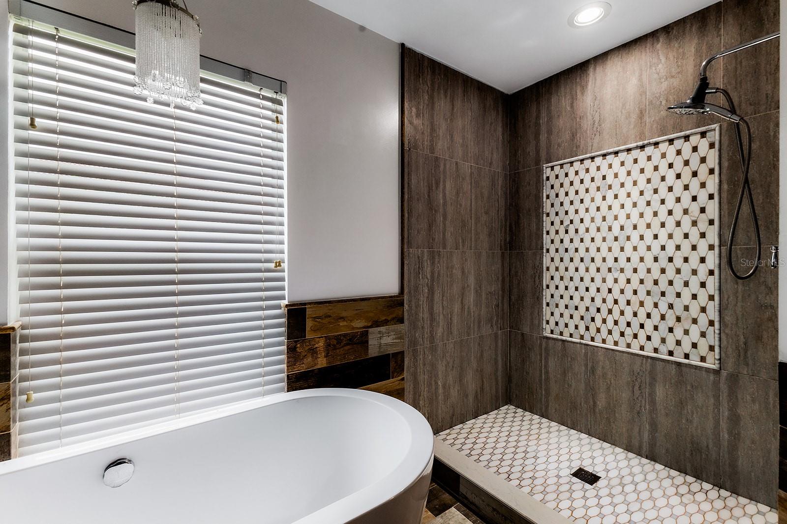 STRATFORD PLACE - Residential