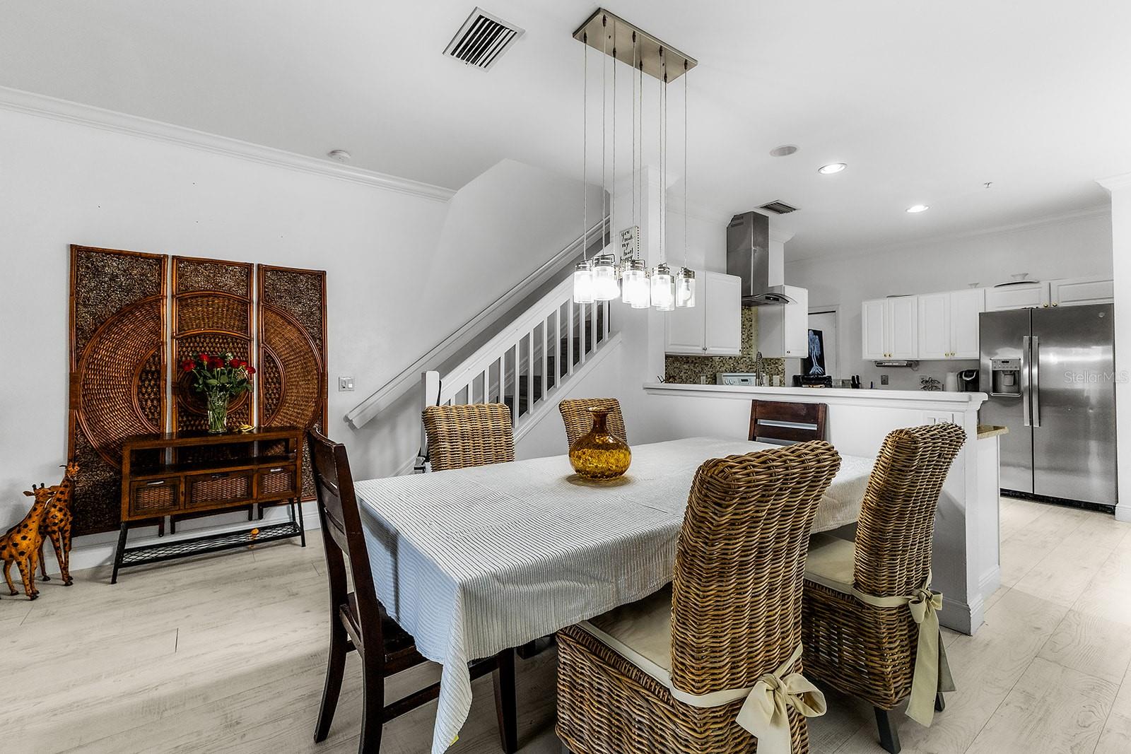 STRATFORD PLACE - Residential