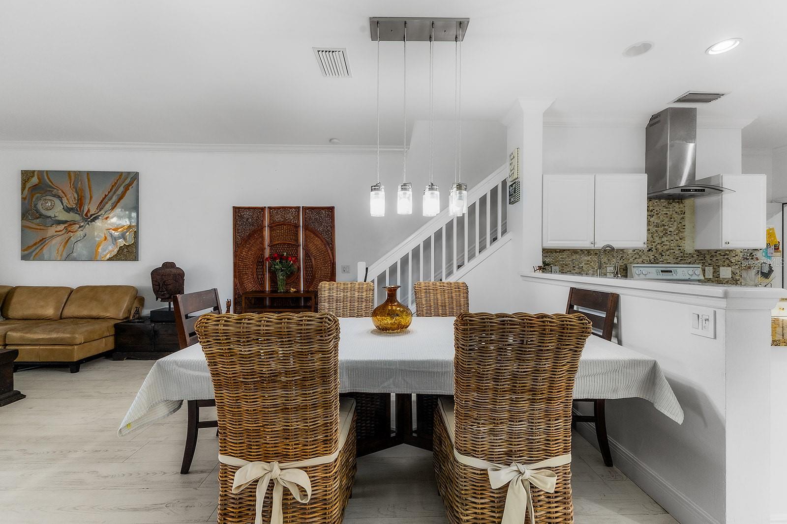 STRATFORD PLACE - Residential