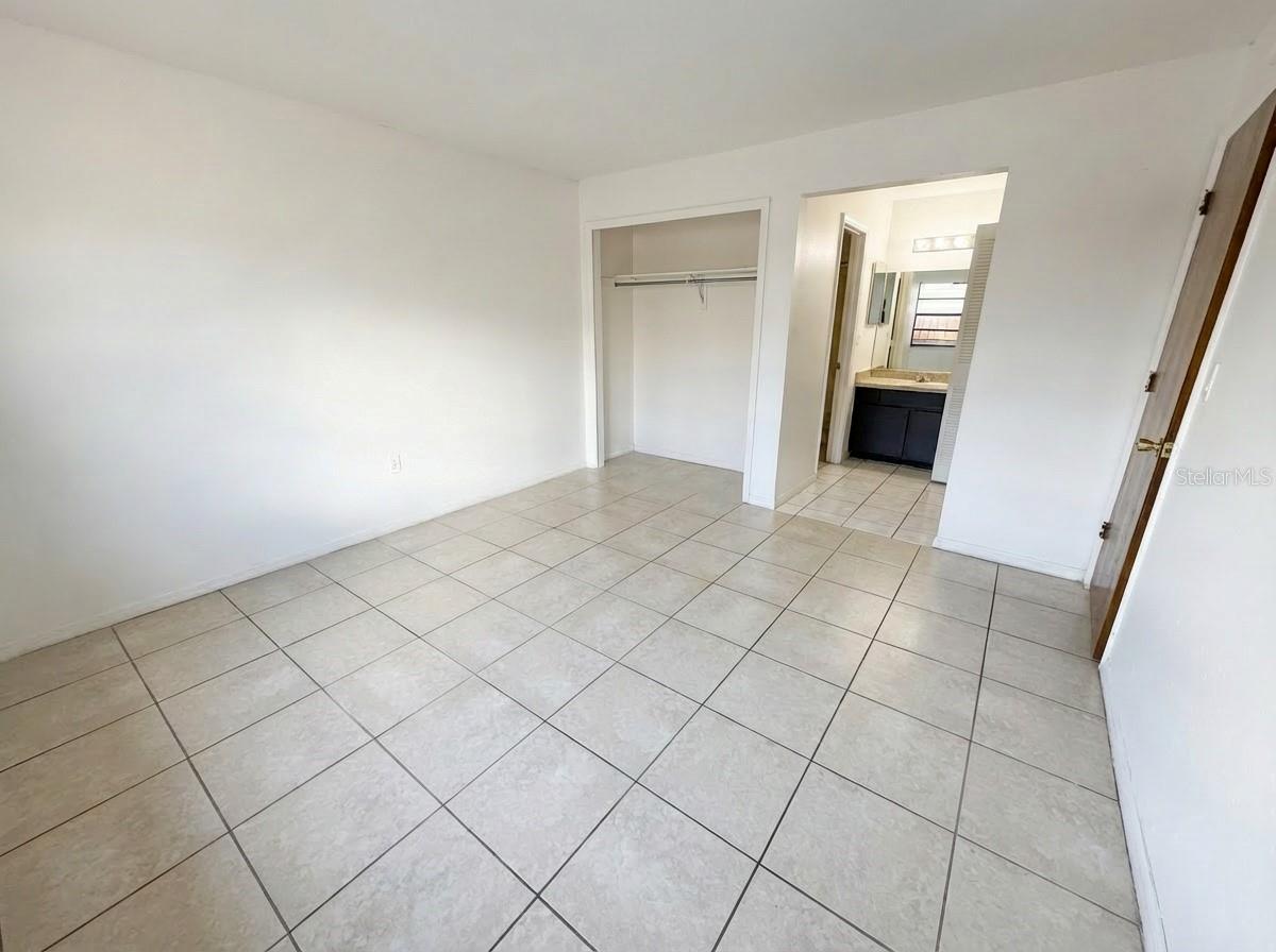 CARIBBEAN VILLAS CONDO PH A-F - Residential