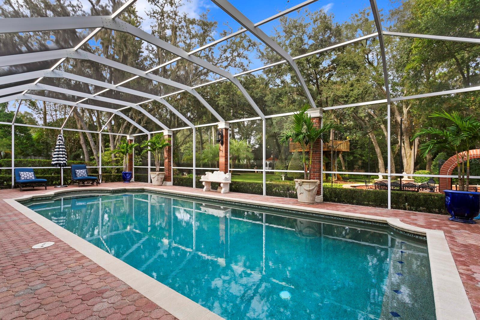 TAMPA PALMS - Residential