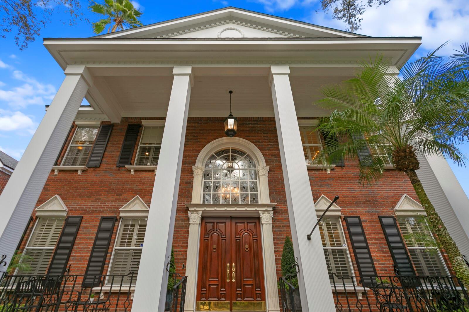 TAMPA PALMS - Residential